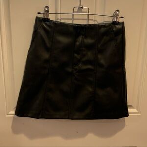 Zara Chic Black Pleather Faux Leather Mini Skirt with Pockets Size XS